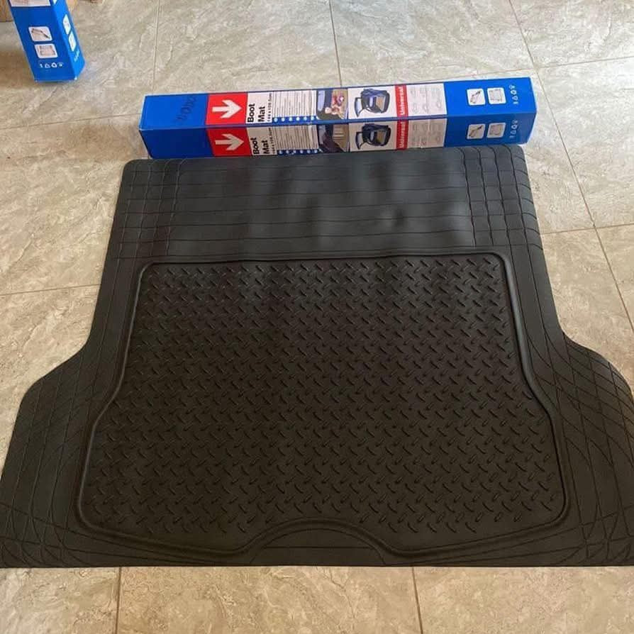 Tapis de coffre universel ajustable